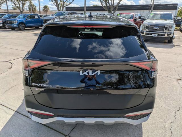 Used 2023 Kia Sportage EX image 8