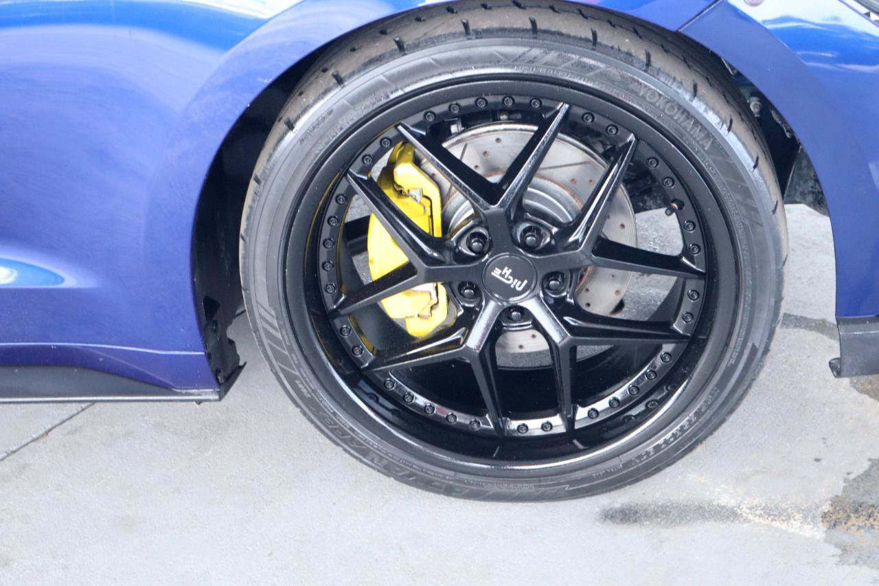 Used 2016 Ford Mustang Premium RWD image 40