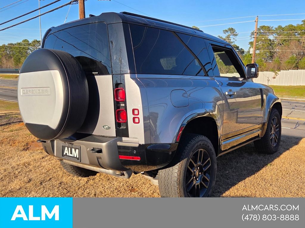 Used 2022 Land Rover Defender 90 X-Dynamic S AWD/4WD image 7