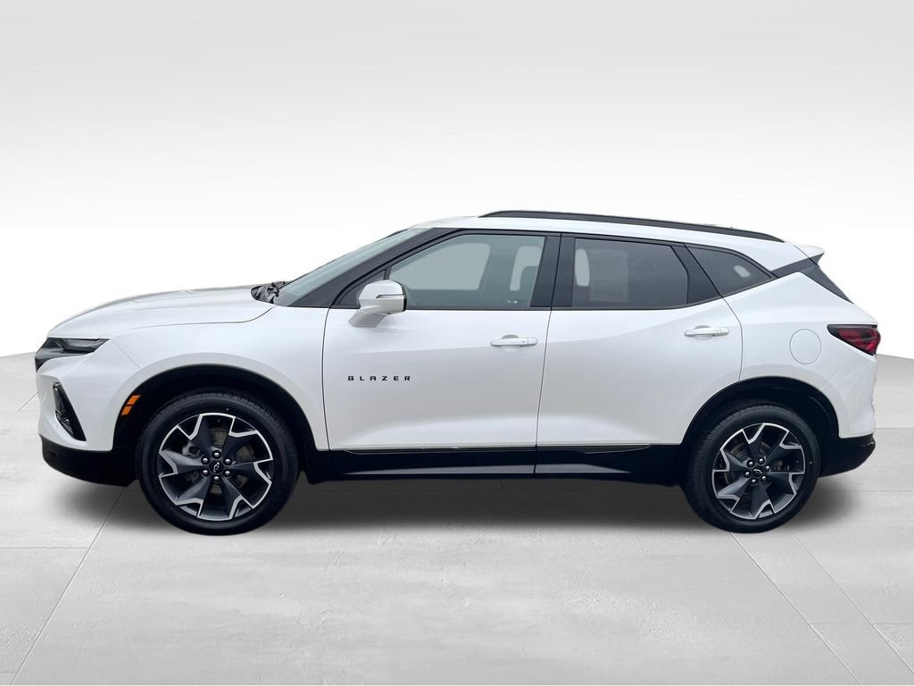 Used 2021 Chevrolet Blazer RS w/ Enhanced Convenience Package AWD/4WD image 2
