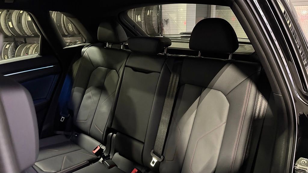 New 2025 Audi Q3 2.0T Premium Plus image 21