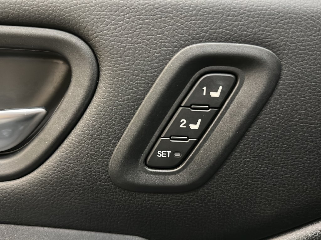 Used 2024 Honda Pilot EX-L image 18