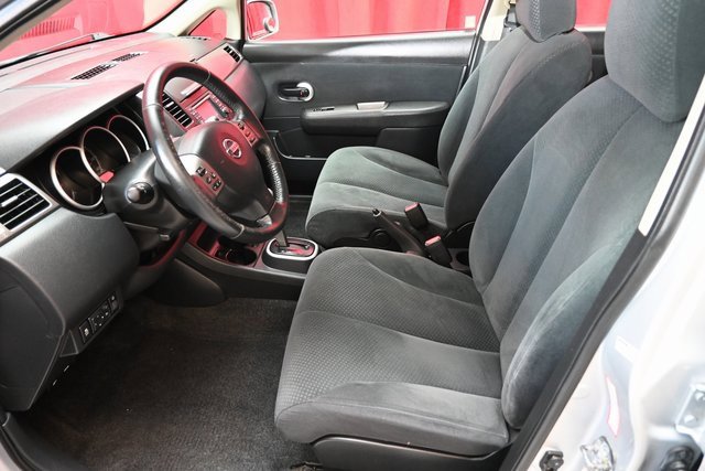 Used 2012 Nissan Versa 1.8 S w/ Special Edition Pkg image 2