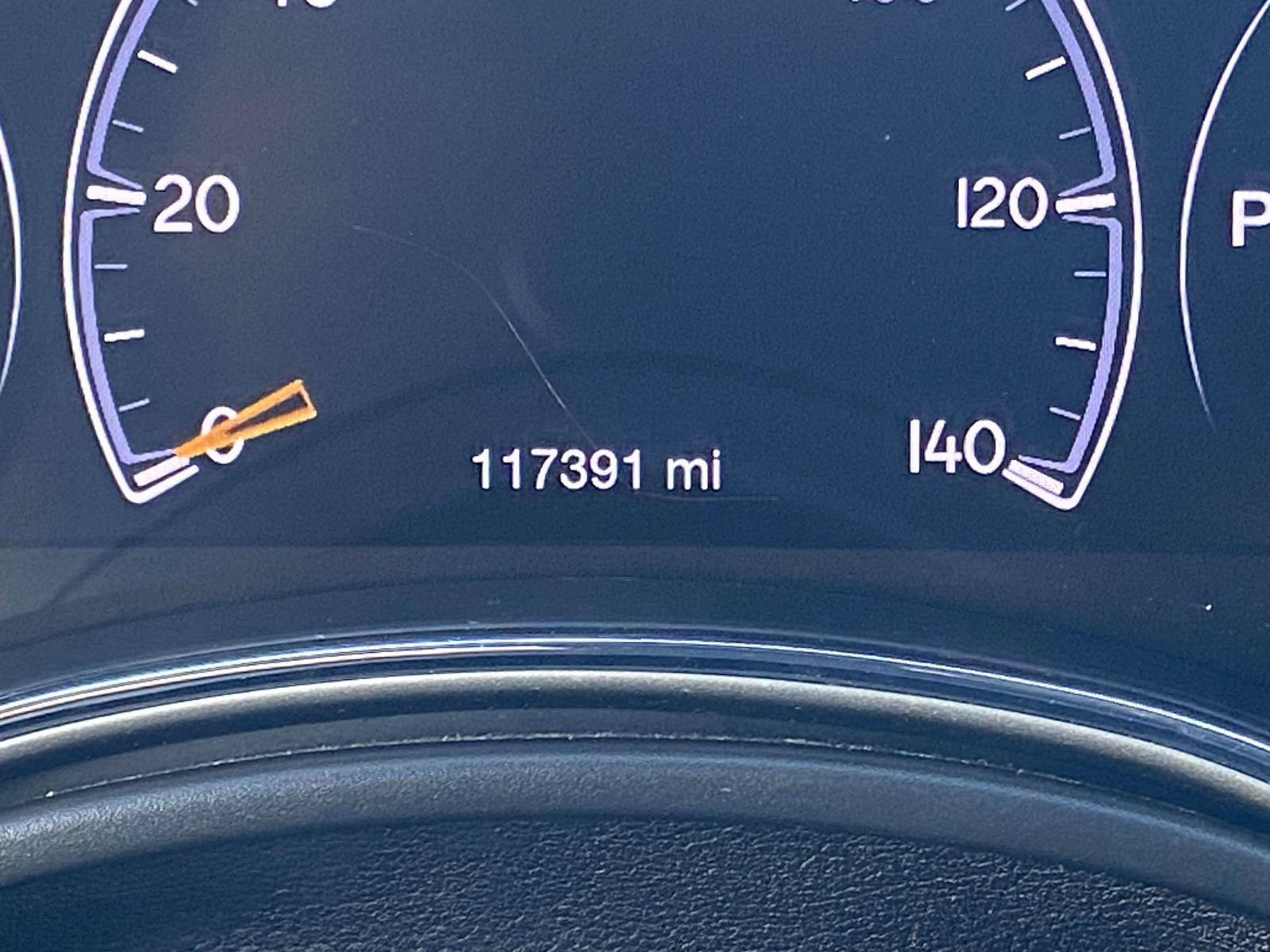 Used 2020 Jeep Grand Cherokee Altitude AWD/4WD image 36