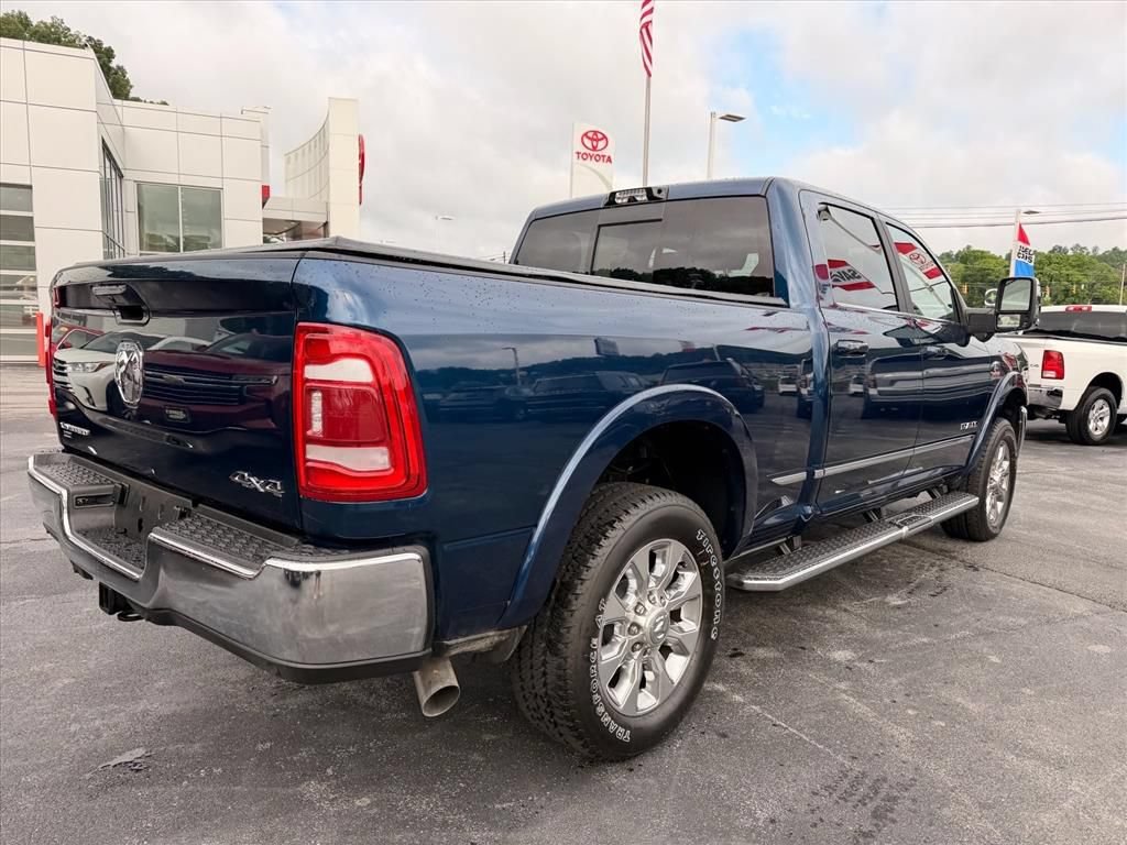 Used 2024 RAM 3500 Limited AWD/4WD image 3