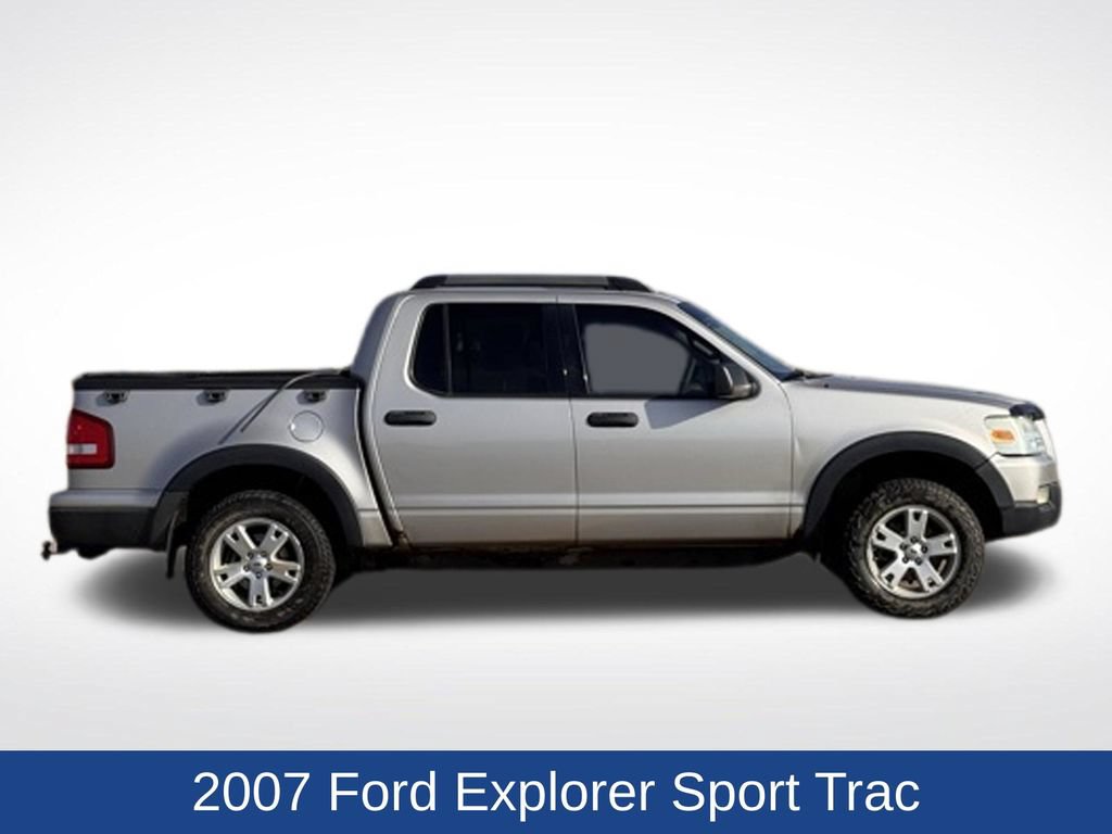 Used 2007 Ford Explorer Sport Trac XLT AWD/4WD image 2