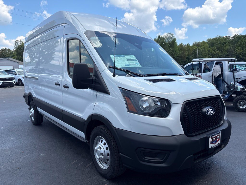 New 2026 Ford Transit 250 148 High Roof AWD image 2