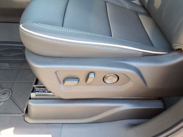 New 2027 Chevrolet Tahoe Premier w/ Sun And Tow Package AWD/4WD image 7
