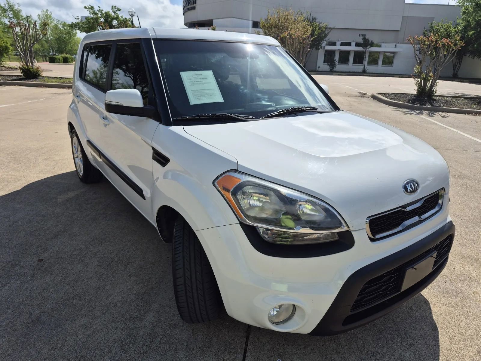 Used 2013 Kia Soul + w/ Audio Pkg FWD image 4