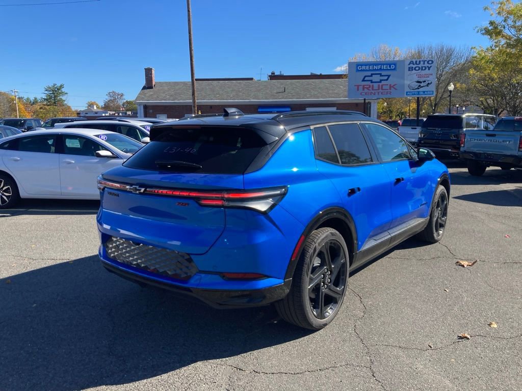 New 2026 Chevrolet Equinox EV RS image 7