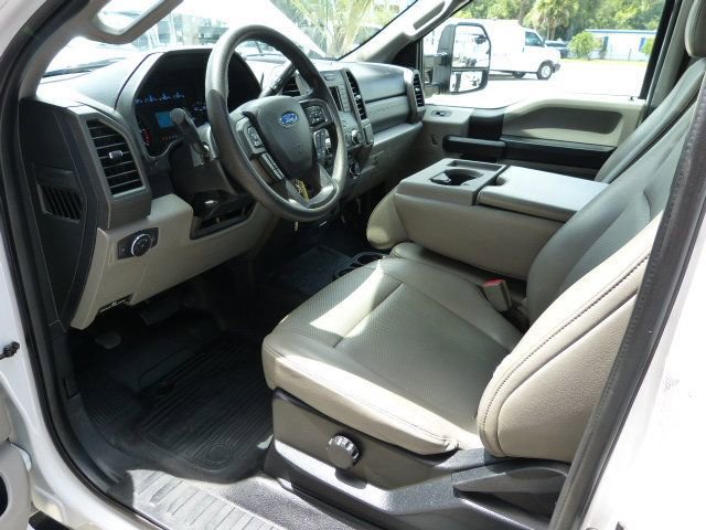 Used 2018 Ford F550 2WD Regular Cab Super Duty image 23