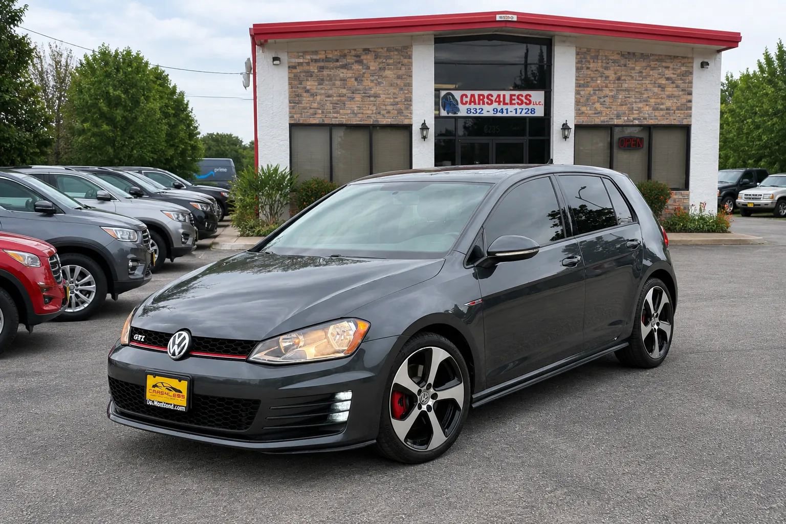 Used 2016 Volkswagen GTI S FWD image 1