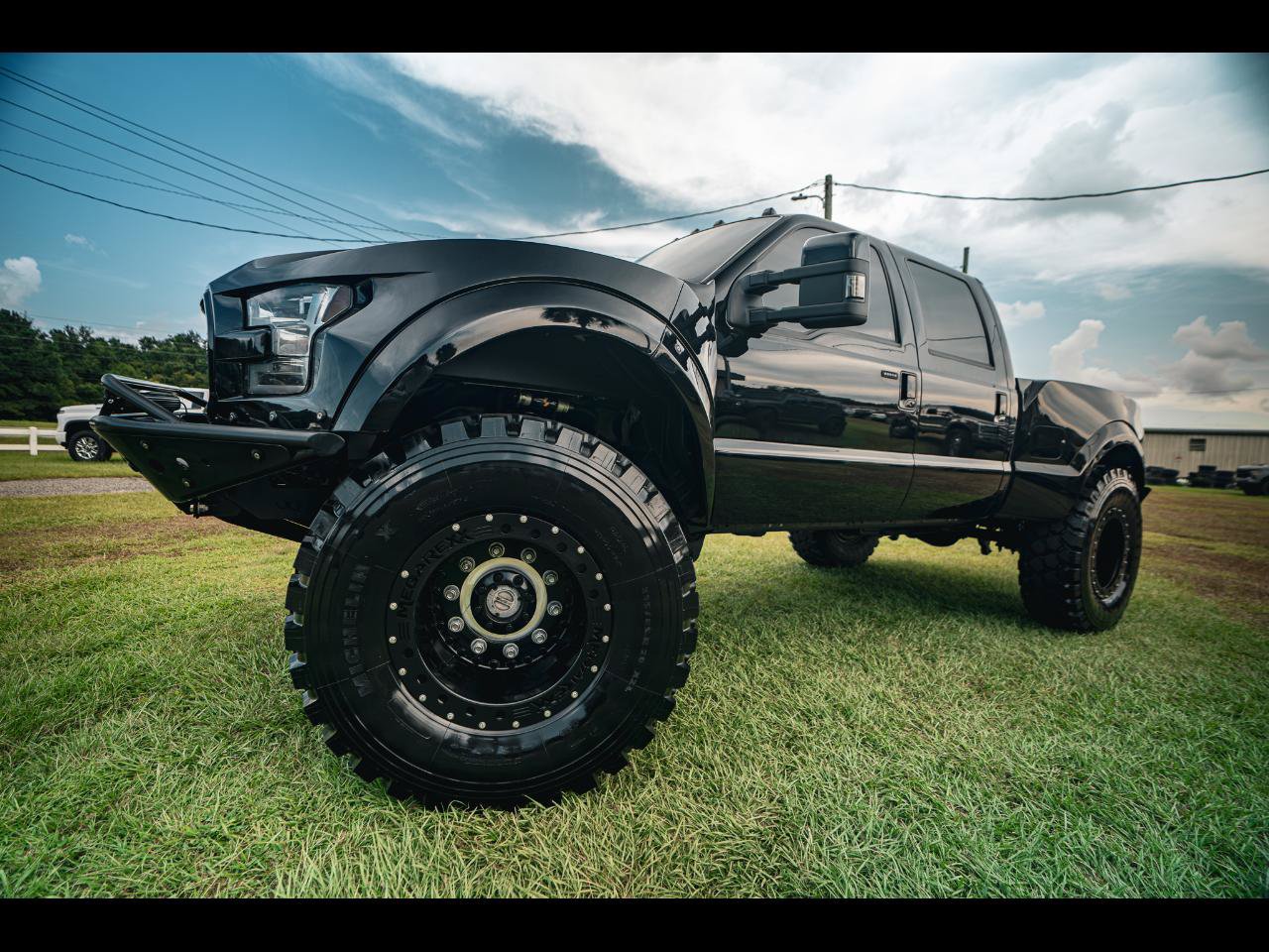Used 2012 Ford F250 Lariat w/ Lariat Ultimate Pkg AWD/4WD image 1