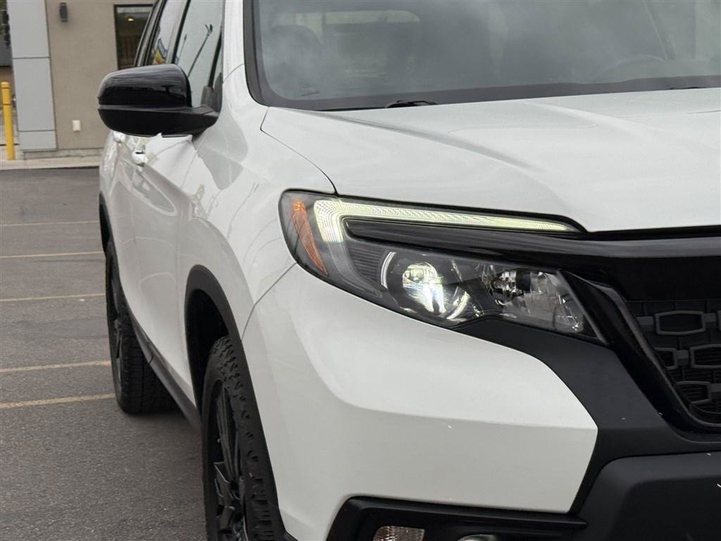 Used 2021 Honda Passport Sport image 11