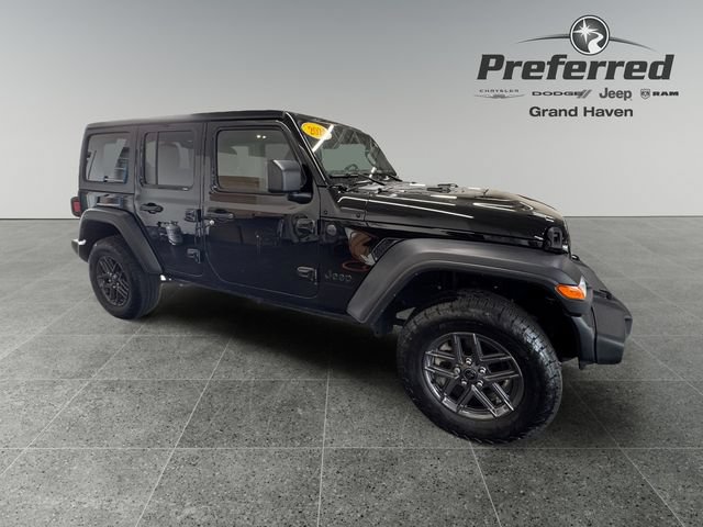 Used 2024 Jeep Wrangler Unlimited Sport AWD/4WD image 9