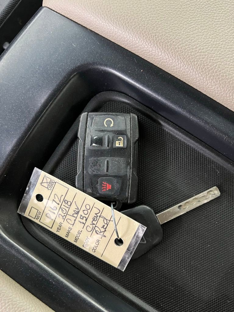 Used 2018 Chevrolet Silverado 1500 LT w/ Texas Edition image 18