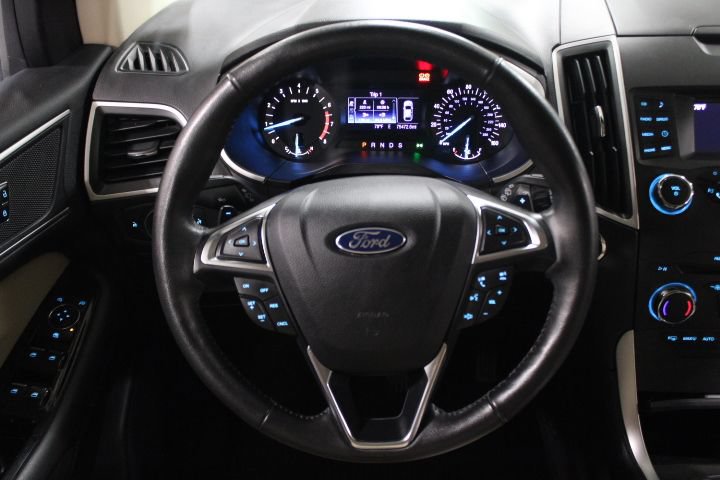 Used 2017 Ford Edge SEL FWD image 32