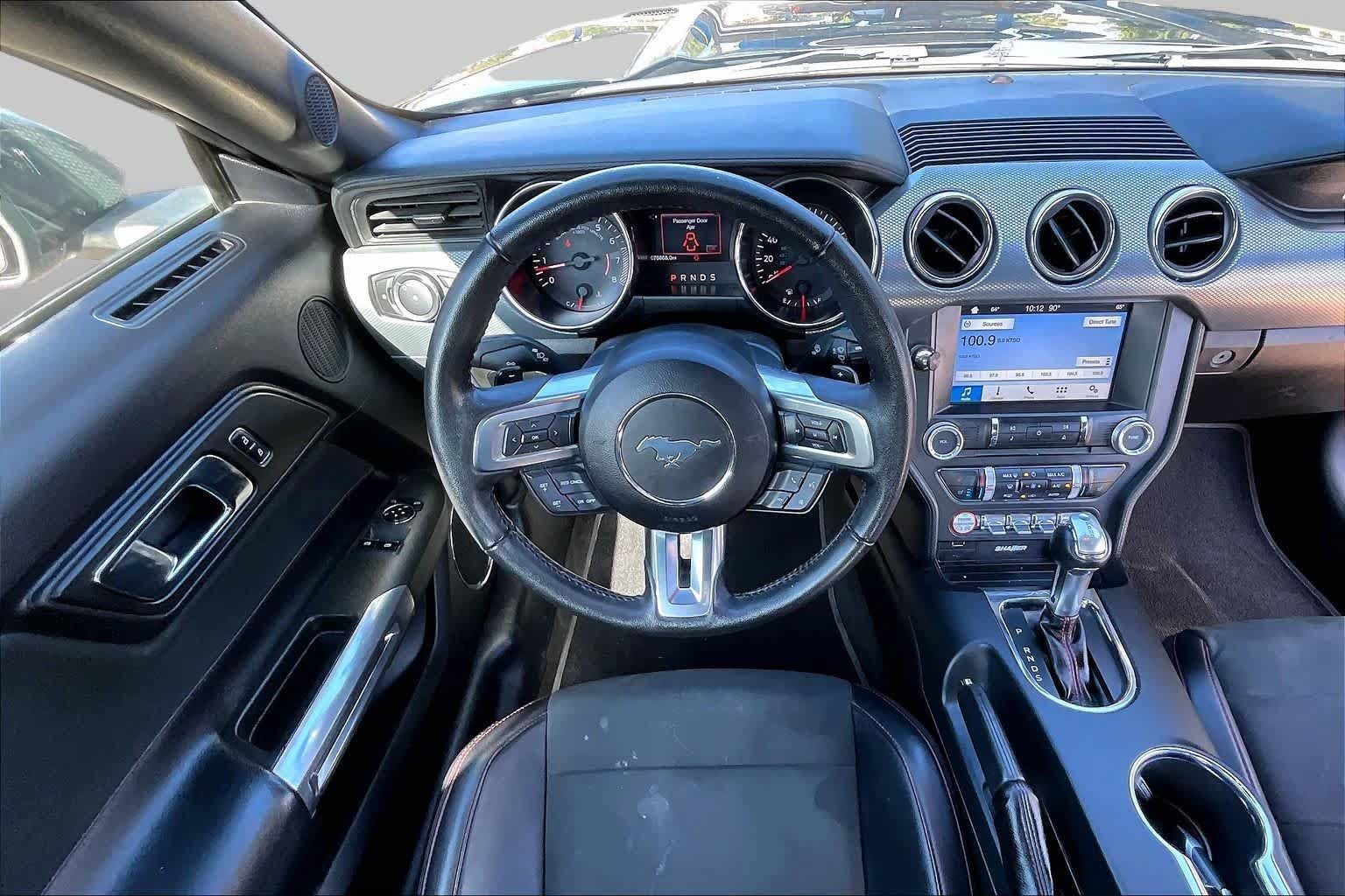 Used 2017 Ford Mustang GT Premium RWD image 6
