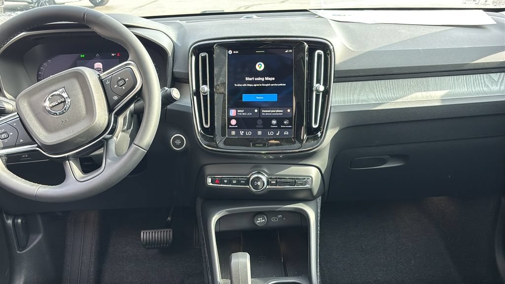 New 2026 Volvo XC40 B5 Core w/ Climate Package AWD/4WD image 6