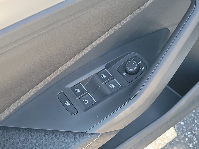 Certified 2026 Volkswagen Jetta Sport FWD image 13