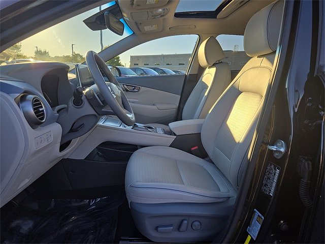 Used 2021 Hyundai Kona Ultimate w/ Cargo Package image 13