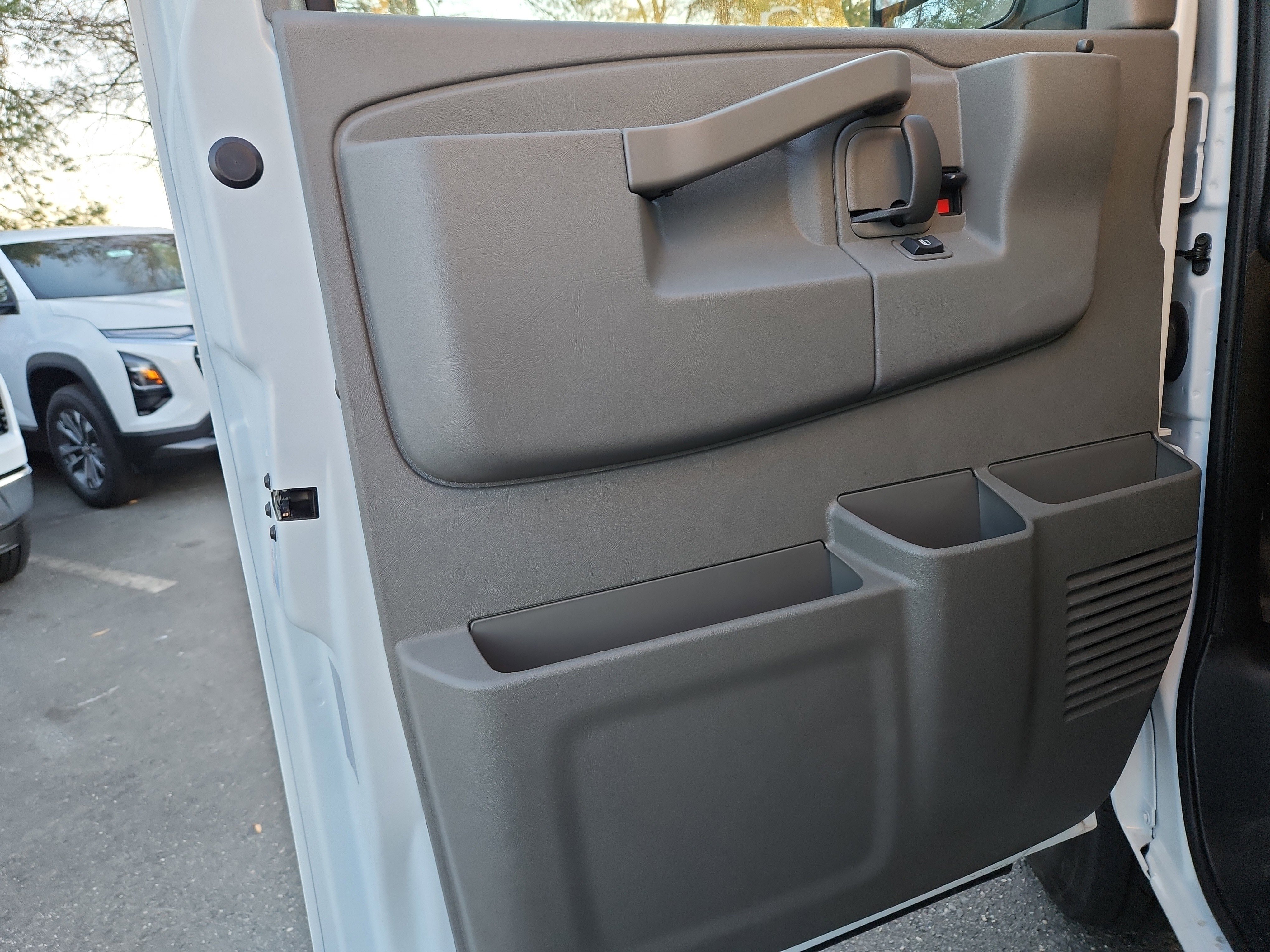 New 2025 Chevrolet Express 3500 w/ Power Convenience Package image 11