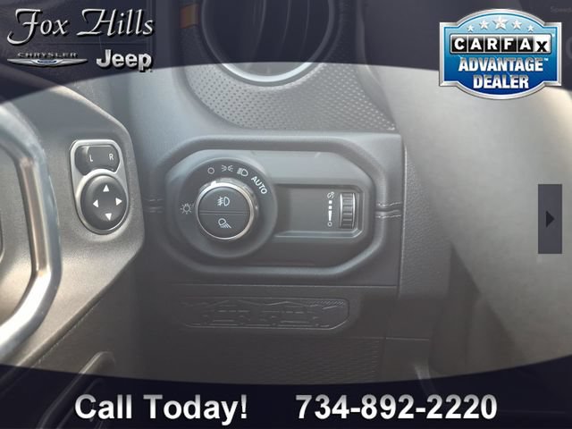 New 2026 Jeep Gladiator Mojave w/ Safety Group AWD/4WD image 15