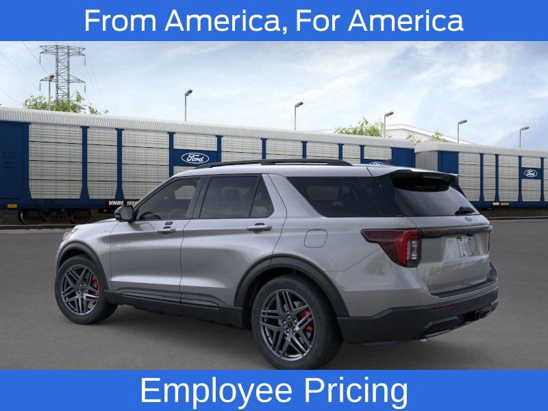 New 2026 Ford Explorer ST-Line w/ ST-Line Street Pack AWD/4WD image 6