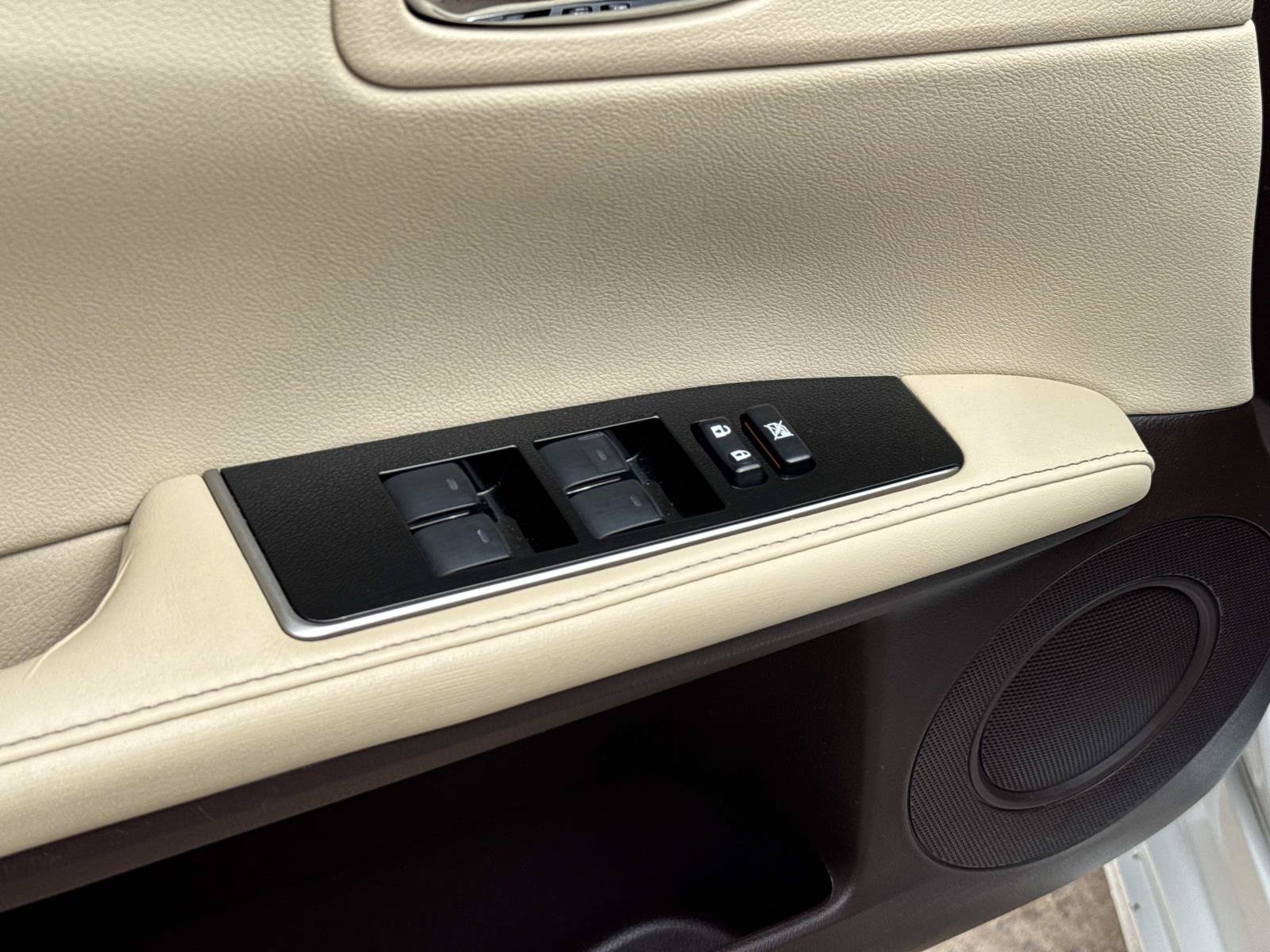 Used 2017 Lexus ES 350 w/ Premium Package FWD image 11