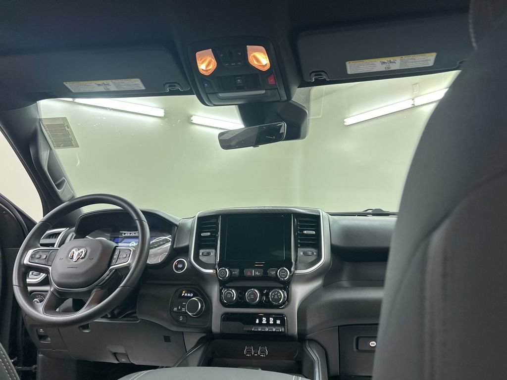 New 2026 RAM 1500 Express AWD/4WD image 21