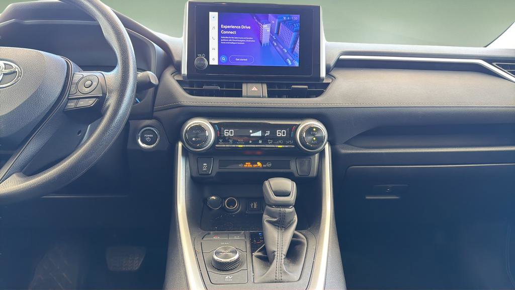 Used 2025 Toyota RAV4 XLE image 8