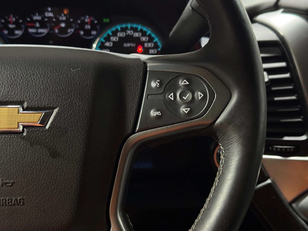 Used 2017 Chevrolet Suburban Premier AWD/4WD image 12