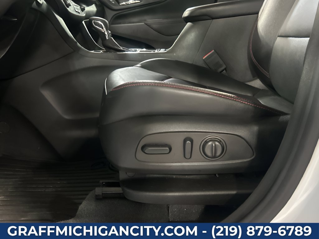 Used 2024 Chevrolet Equinox RS w/ RS Leather Package AWD/4WD image 31