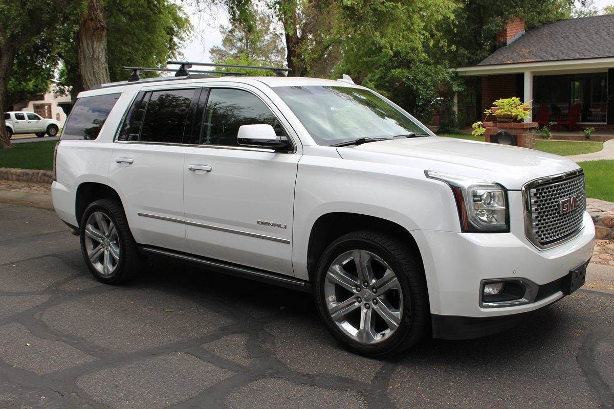 Used 2017 GMC Yukon Denali w/ Open Road Package AWD/4WD image 46