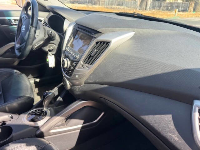 Used 2014 Hyundai Veloster RE:FLEX Edition image 15