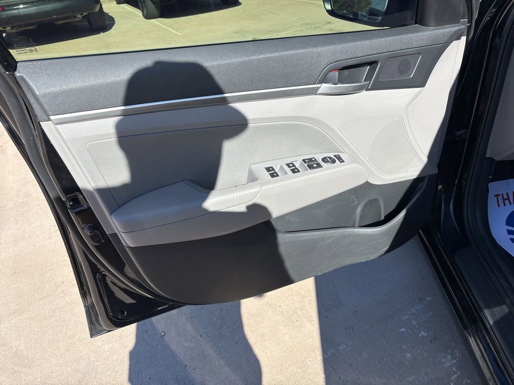 Used 2020 Hyundai Elantra Value Edition w/ Cargo Package (C1) image 13