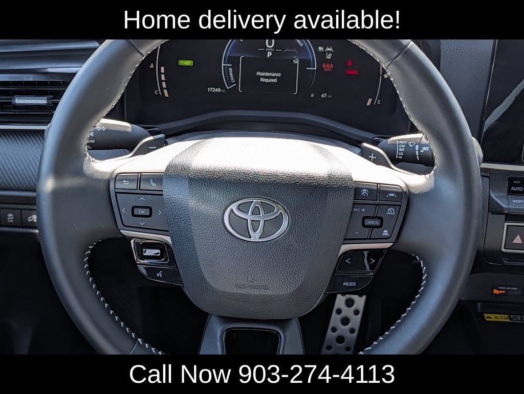 Used 2026 Toyota Camry SE FWD image 13