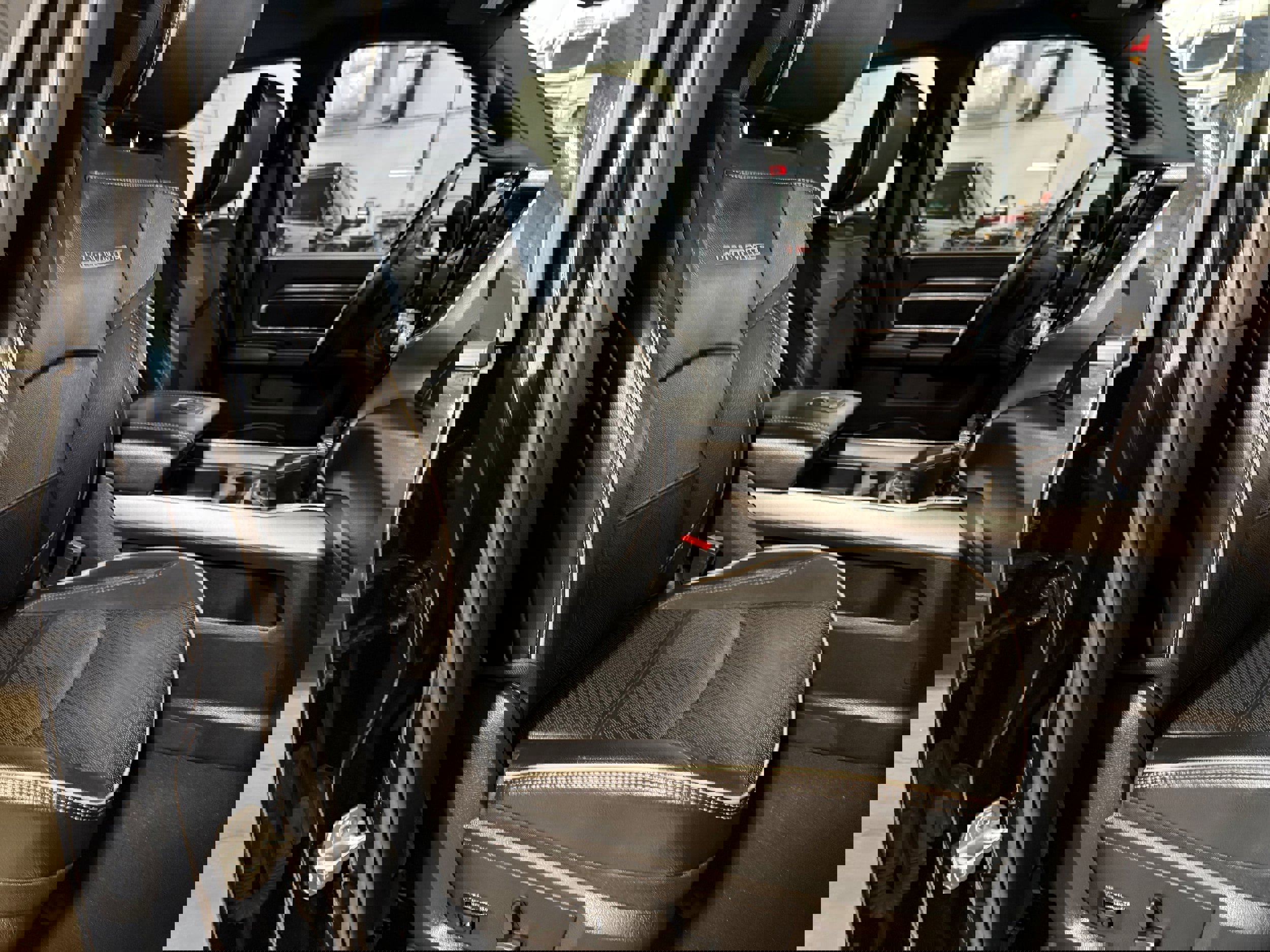 Used 2023 RAM 2500 Laramie w/ Night Edition image 10