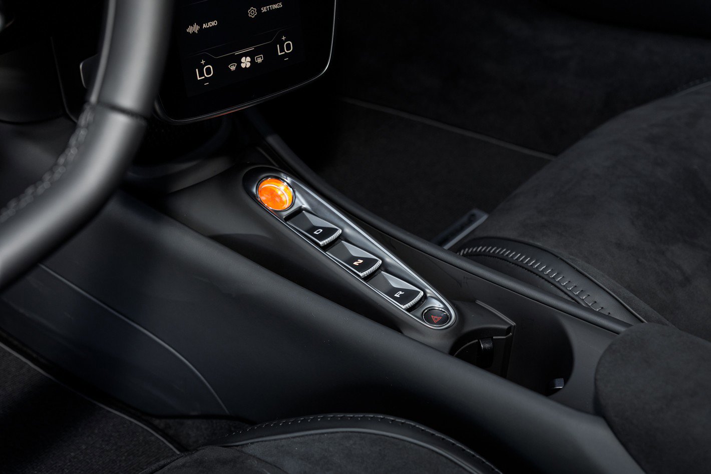 New 2026 McLaren Artura image 35