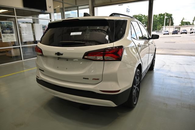 Used 2024 Chevrolet Equinox RS AWD/4WD image 5
