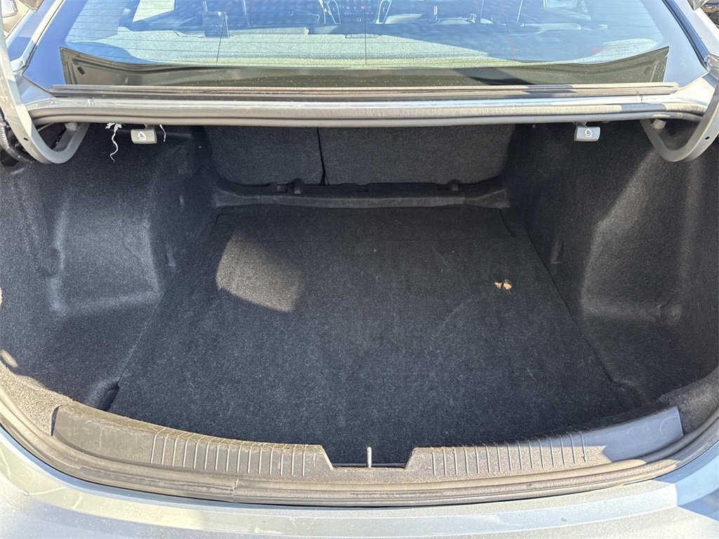 Used 2024 Chevrolet Malibu LT image 9