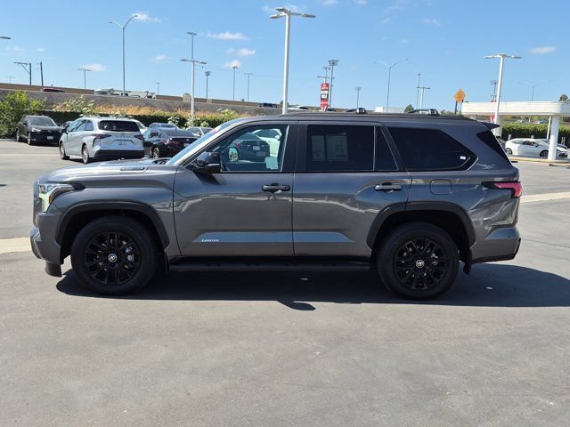 Certified 2025 Toyota Sequoia Limited w/ Tow Technology Package AWD/4WD image 13