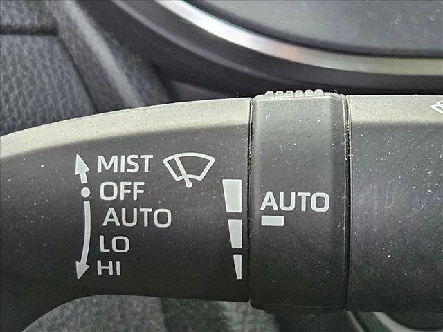 Used 2023 Toyota Prius Prime FWD image 9