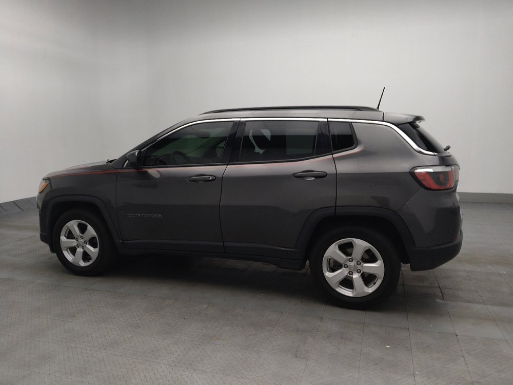 Used 2019 Jeep Compass Latitude w/ Popular Equipment Group image 3