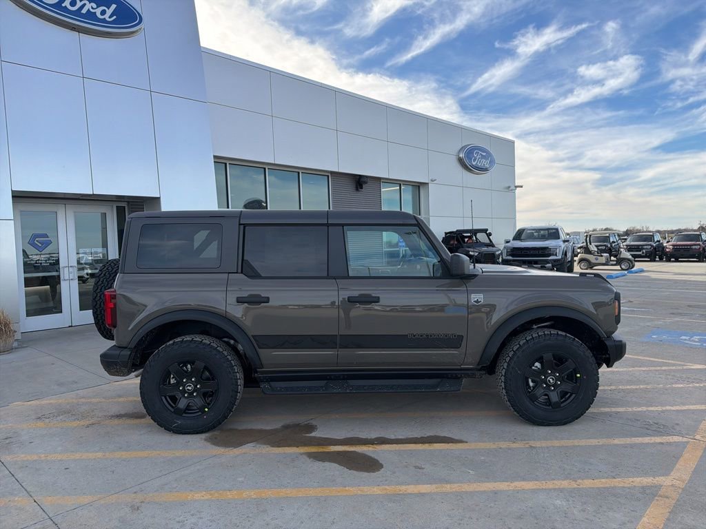New 2025 Ford Bronco Big Bend w/ Black Diamond Package image 8