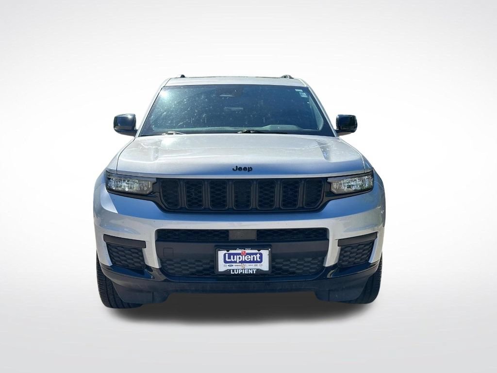 Used 2024 Jeep Grand Cherokee L Altitude AWD/4WD image 10