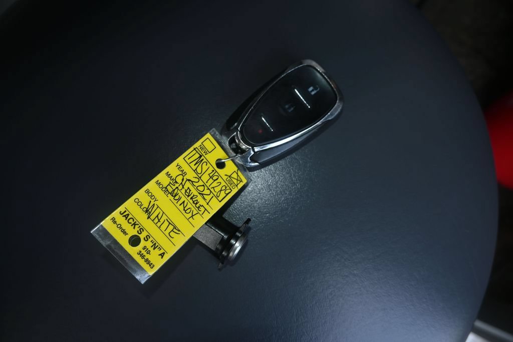 Used 2021 Chevrolet Equinox LS w/ LS Convenience Package FWD image 30