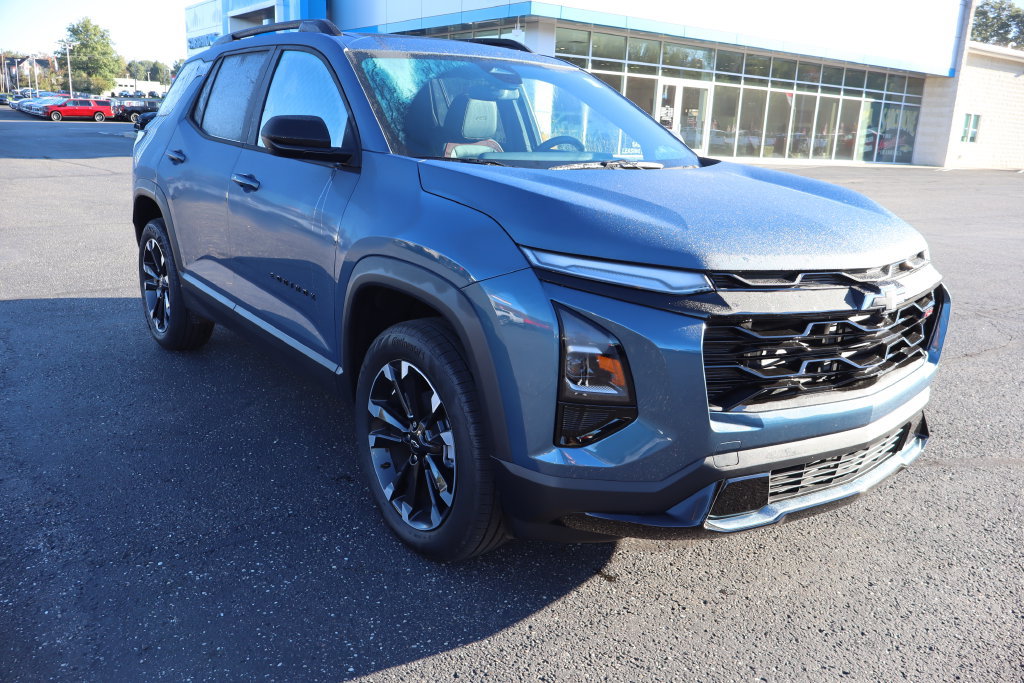 New 2027 Chevrolet Equinox RS w/ Convenience Package III AWD/4WD image 2