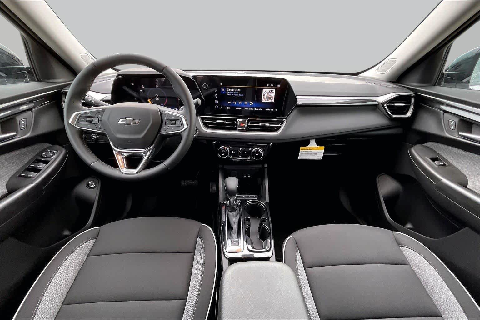 New 2026 Chevrolet TrailBlazer LT w/ Convenience Package FWD image 6