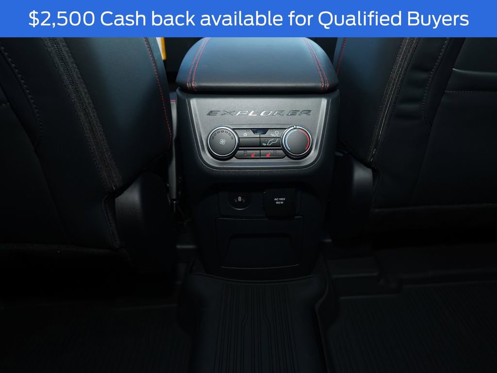 New 2026 Ford Explorer ST-Line w/ ST-Line Street Pack image 18